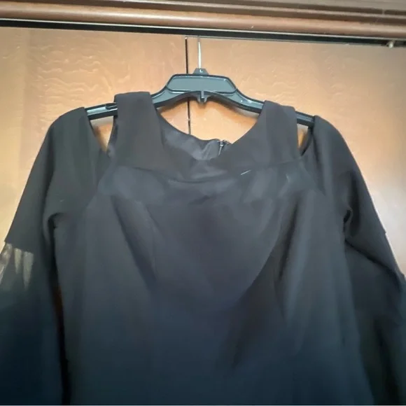 R&M Richards NWT 4P Black Knit Jumpsuit Bell Sleeves, Illusion Neckline Ret $99 - Picture 6 of 10